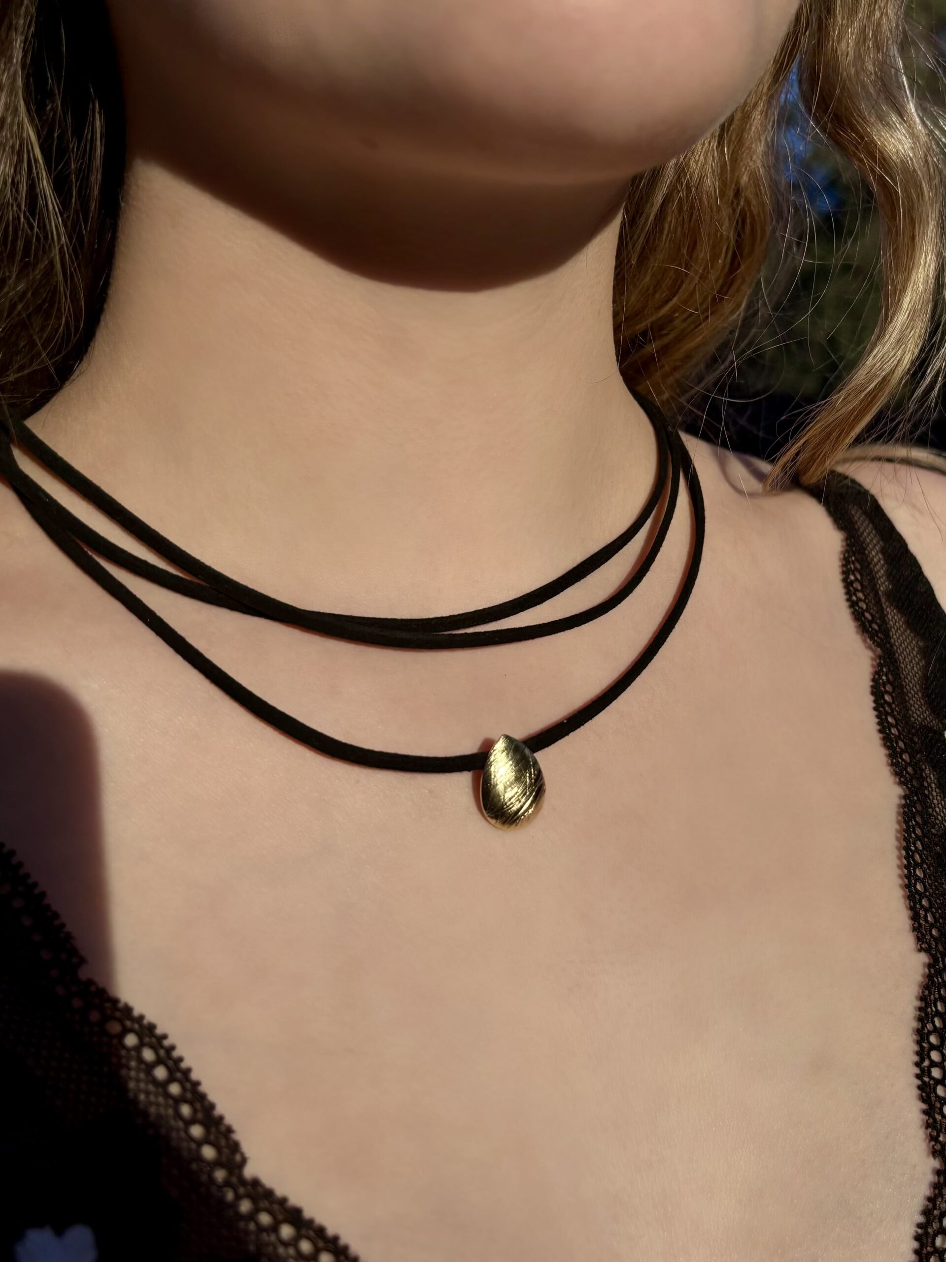 Collar Gota Satinada